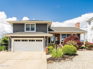 660 Fairview Ln, Forked River, NJ 08731