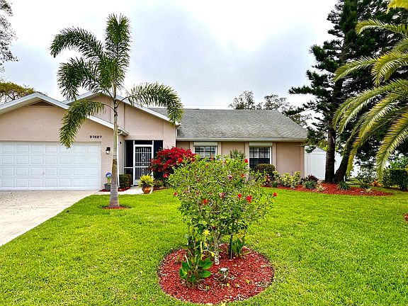4th image of 27527 Baretta Dr