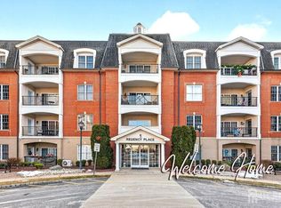 417 Regency Pl, Woodbridge, NJ