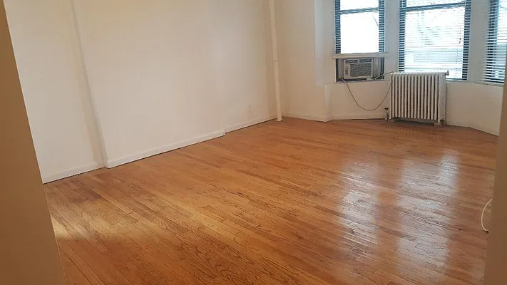 Rented by High Line NYC Realty Group | media 3