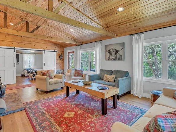 606 Deer Lake Cv, Wimberley, TX 78676