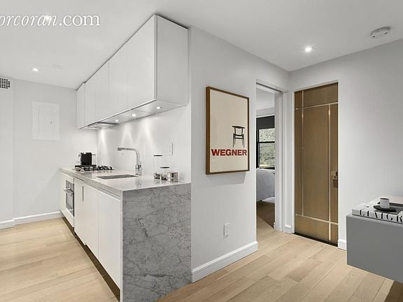 2nd image of 81 Bedford St APT 2F