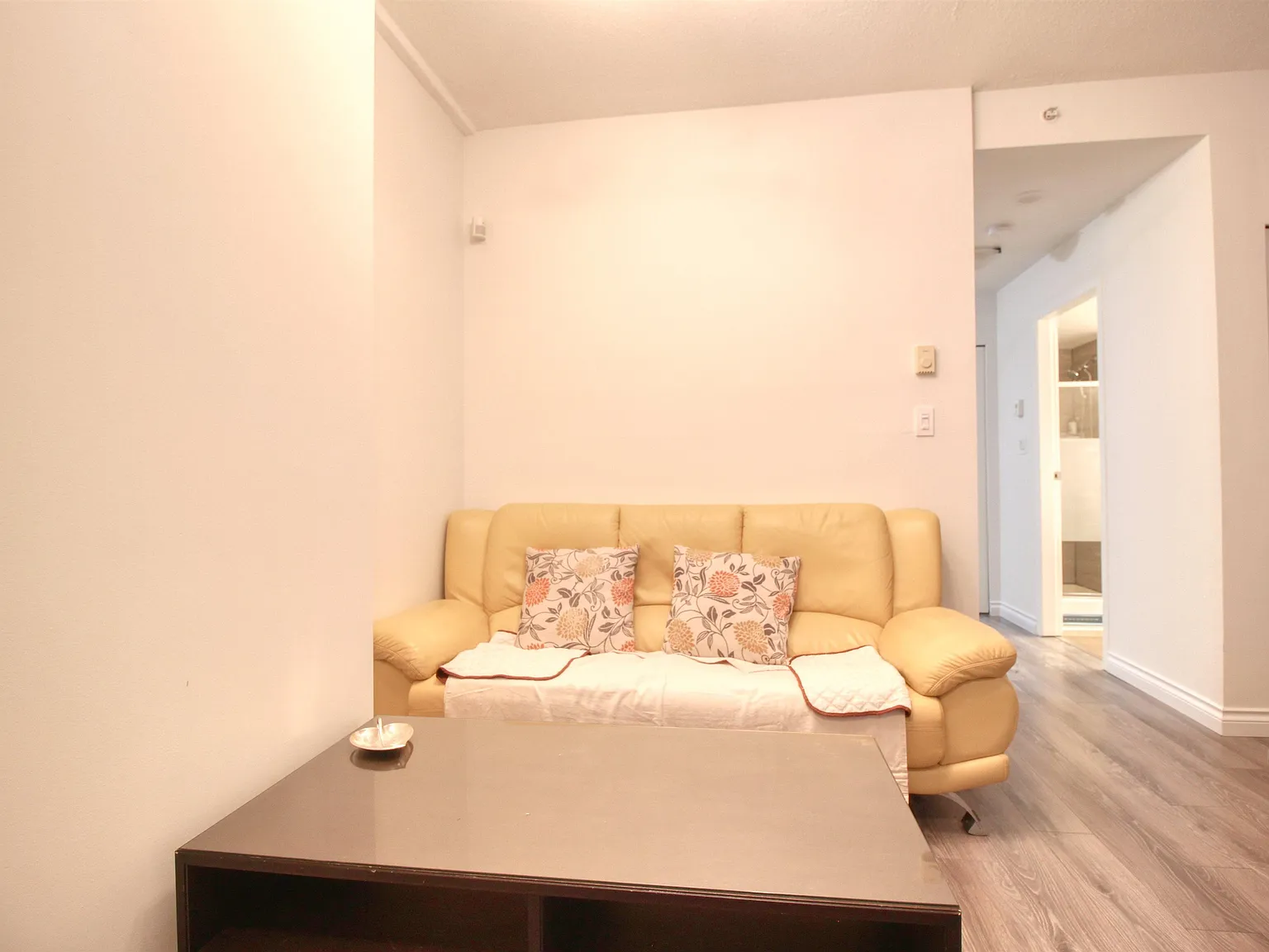 Studio, 421 sqft, $1,680 — Photo 3