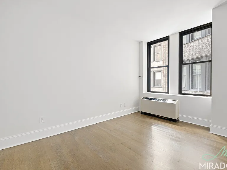 15 Park Row #11C — Photo 6