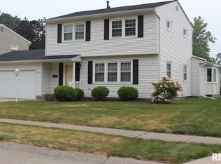 4725 19th Ave, Moline, IL 61265
