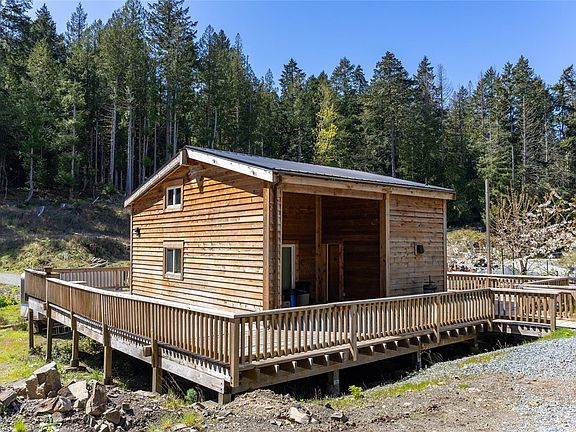 2nd image of 4805 Schooner Way