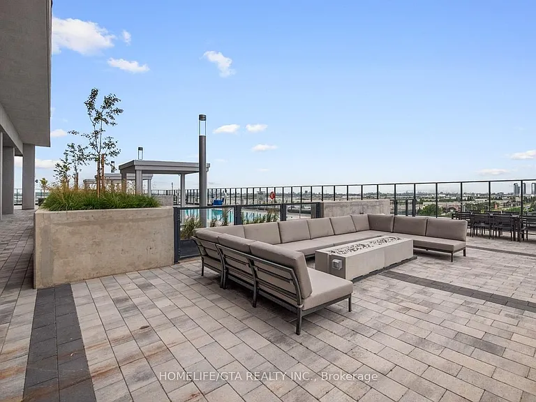 8960 Jane St #1612 — Photo 32