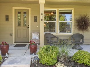 830 N Hindeman St, Sisters, OR 97759