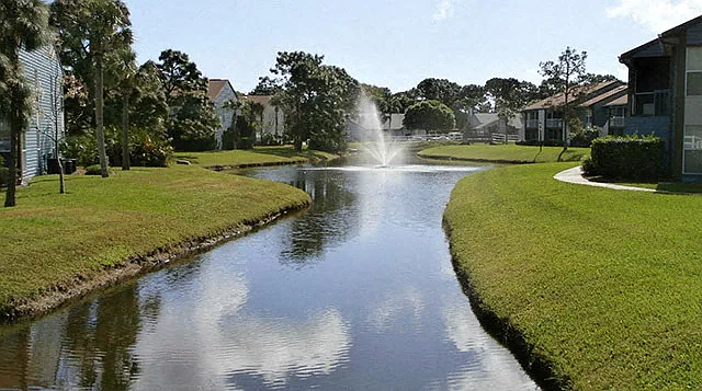 Lake in the Woods Apartments — Photo 12