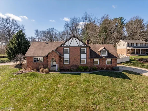 463 Roxbury Ave NW, Massillon, OH 44646