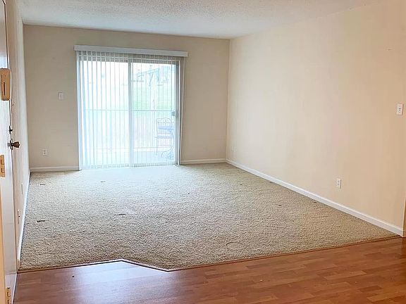 2nd image of 1438 Willow Brook Cv APT 9