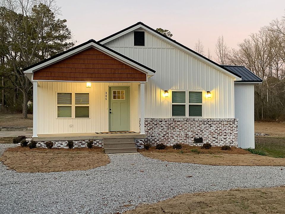 Adorable Cottage home!