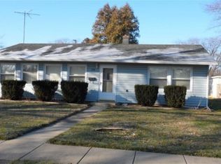154 N Hillcrest St, Hobart, IN