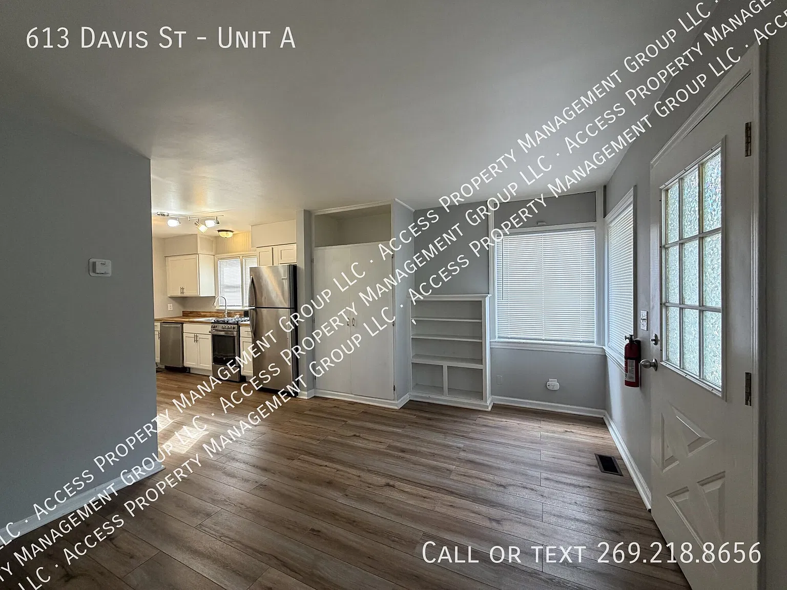 1BR townhome on Davis St, Kalamazoo — Photo 4