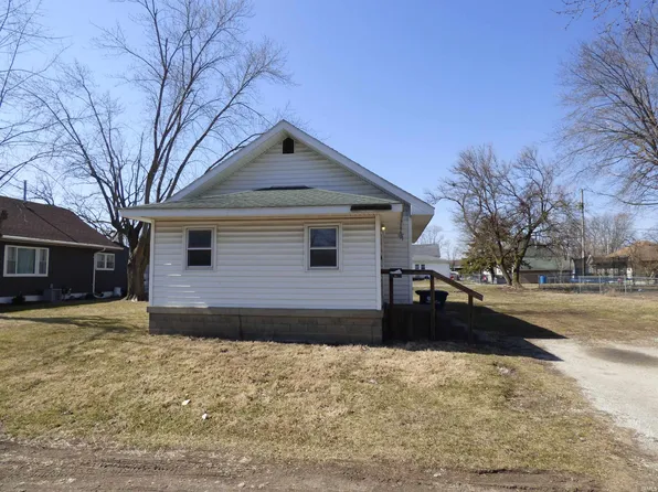 458 Hill St, Frankfort, IN 46041