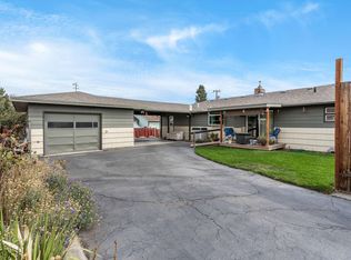 596 SW 2nd St, Madras, OR 97741