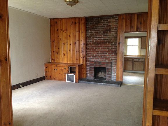 4th image of 4269 Franklin St #4271