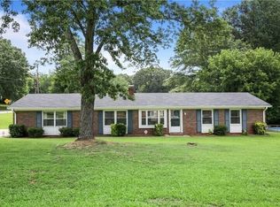 224 Stone Mill Ln NW, Marietta, GA 30064