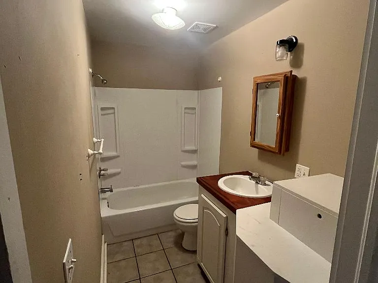 500 N Miller St #2 — Photo 4