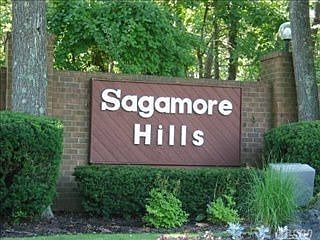 5th image of 277 Sagamore Hills Dr