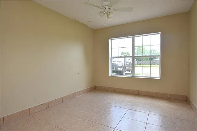 2023 Hempstead Dr — Photo 6