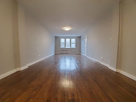 3rd image of 4499 Henry Hudson Pkwy APT 8D