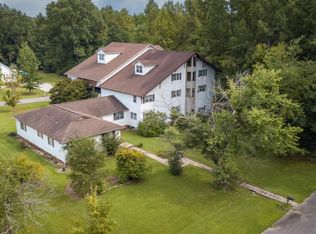 197 Maple Dr, Whiteville, NC 28472