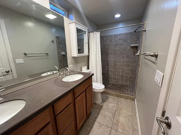 1820A Titus St — Photo 22