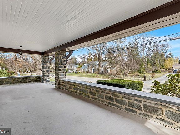 3rd image of 408 McClenaghan Mill Rd