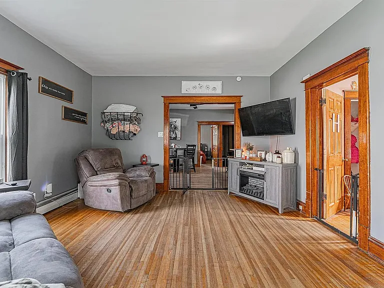 505 S Martin St — Photo 8