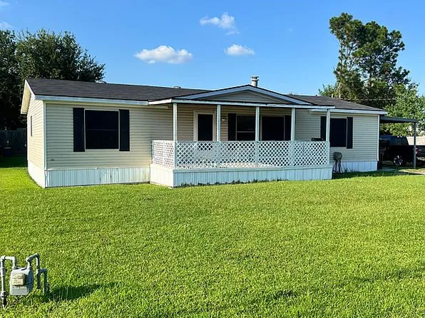 2504 Dolphin Dr, Lake Charles, LA 70605