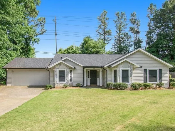 140 Crabtree Dr, Roswell, GA 30076