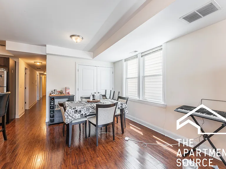 3047 N Kimball Ave #2 — Photo 2