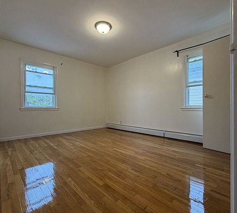 5th image of 15-74 Murray St #2