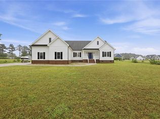 103 Blimp View Dr, Elizabeth City, NC 27909