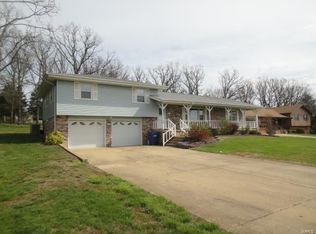 1005 Cedar Ridge Dr, Houston, MO 65483