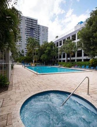 5th image of 850 N Miami Ave #W-201