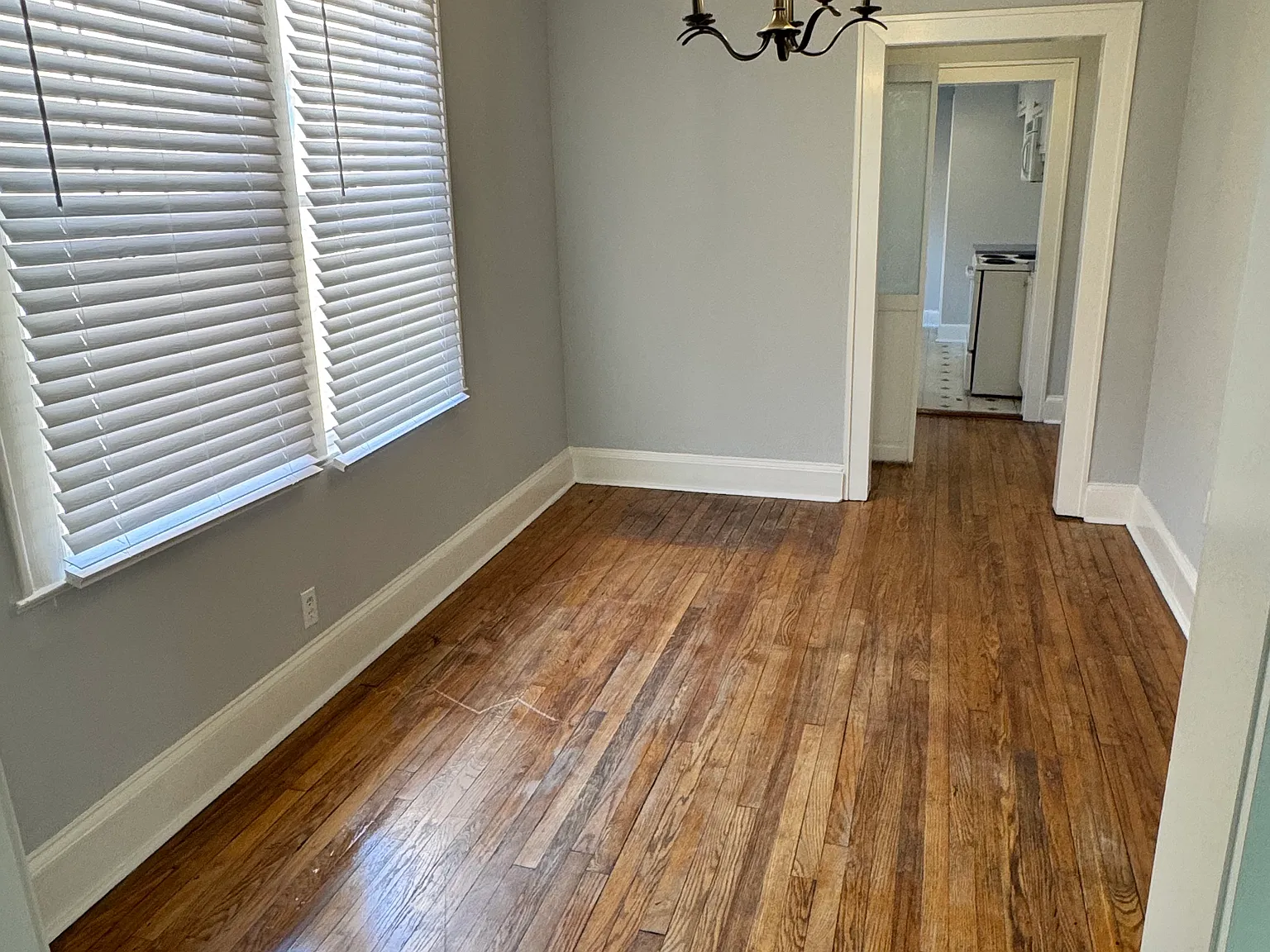 2619 Forbes St — Photo 4