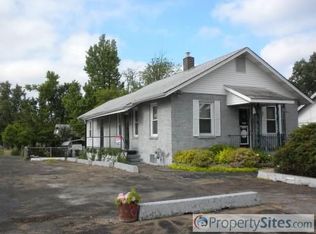 9714 Lackland Rd, Overland, MO 63114