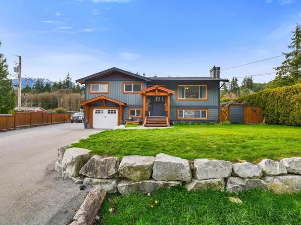 38101 Chestnut Ave, Squamish, BC V8B 0X6