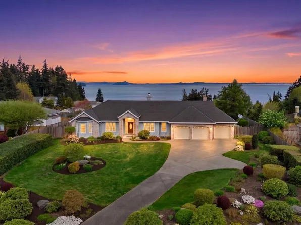30 Chatham Place, Camano Island, WA 98282