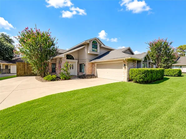 13103 Wickersham Ln, Houston, TX 77077