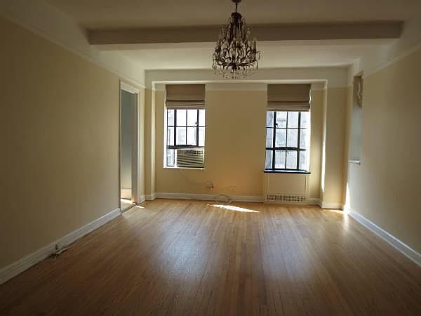 1st image of 353 W 56th St APT 4D