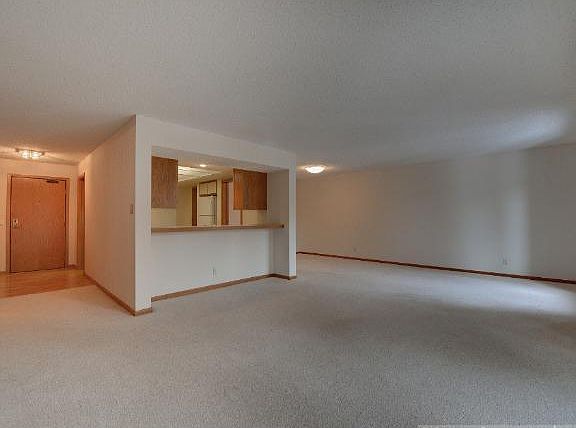 4th image of 5901 Laurel Ave APT 230