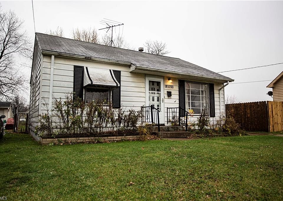 1st image of 12521 Kirton Ave