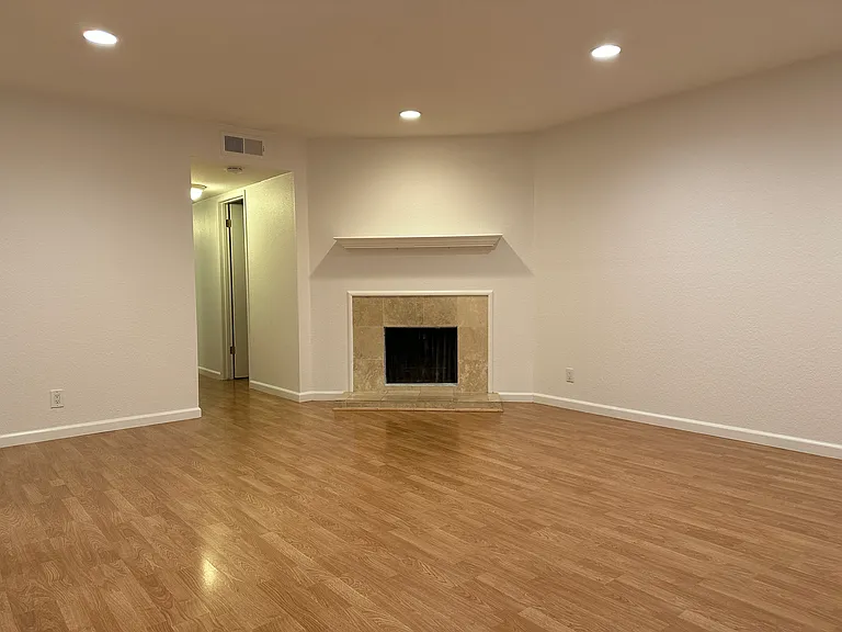 2297 Goldcrest Cir — Photo 4