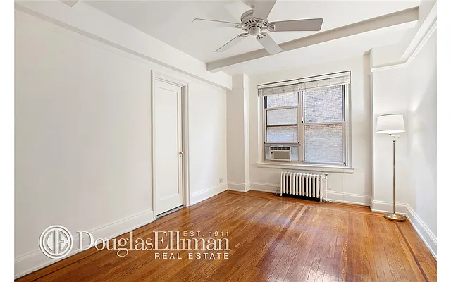 Sold by Douglas Elliman | media 15