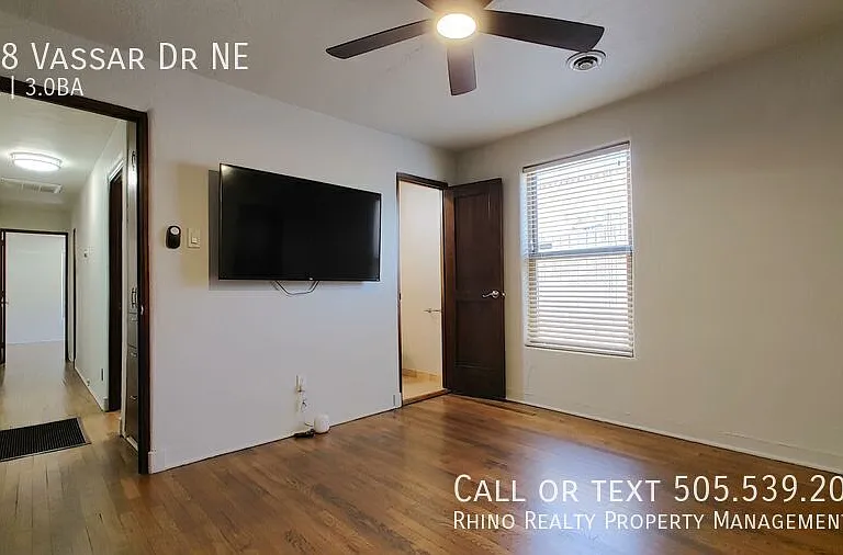 808 Vassar Dr NE — Photo 16