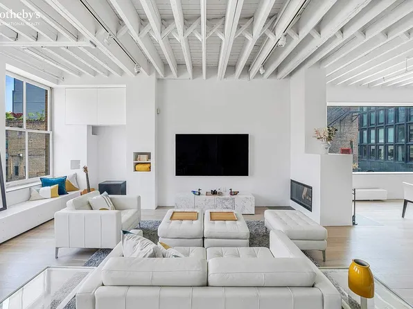 27 Great Jones St APT 5E, New York, NY 10012