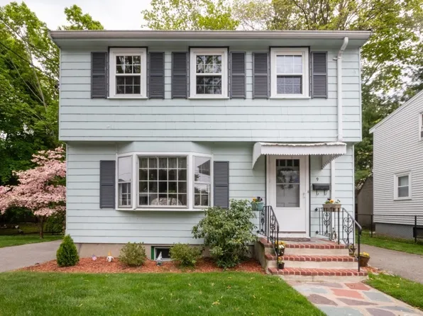 9 Cypress Ter, West Roxbury, MA 02132